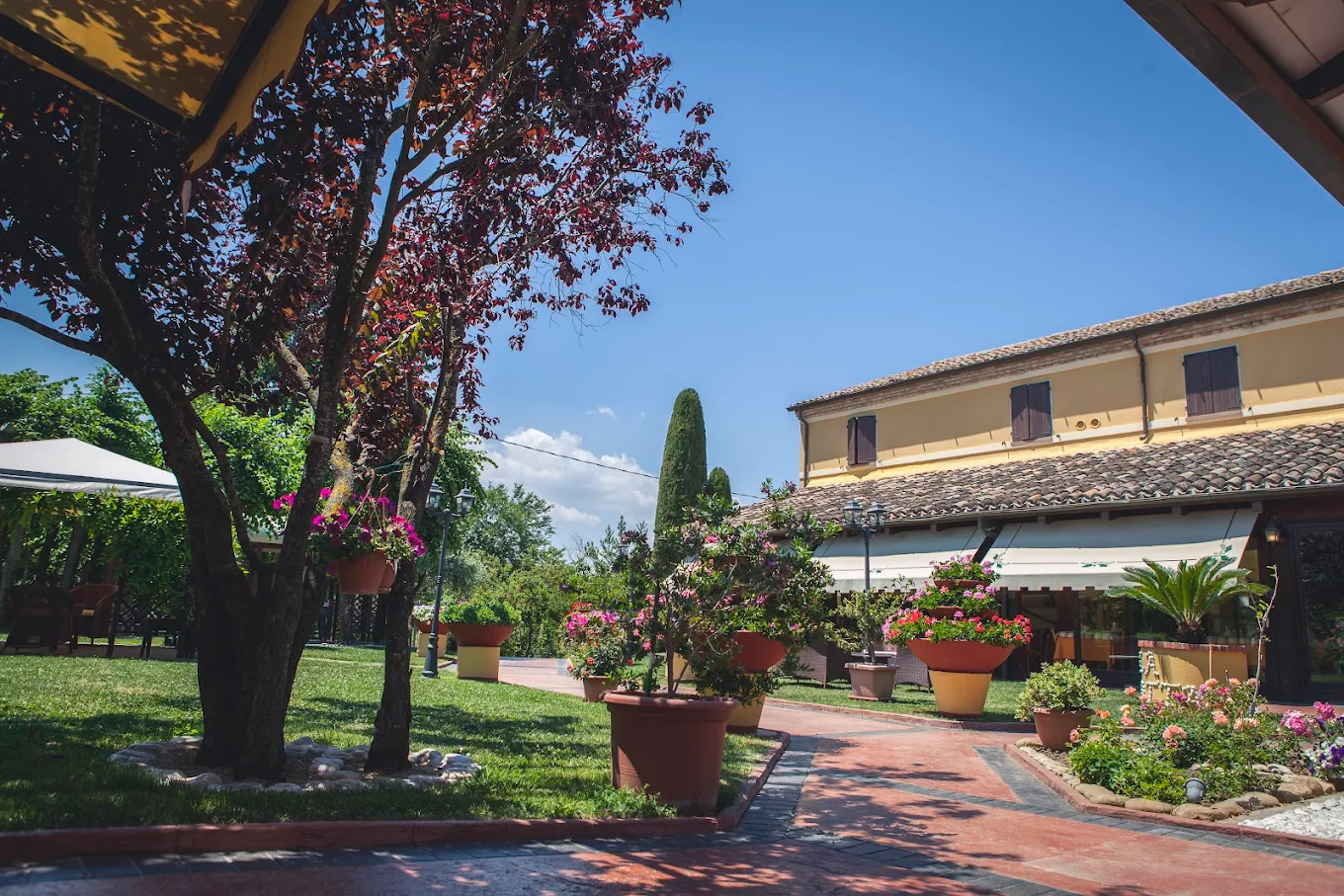 agriturismo-ristorante-la-grotta-fano