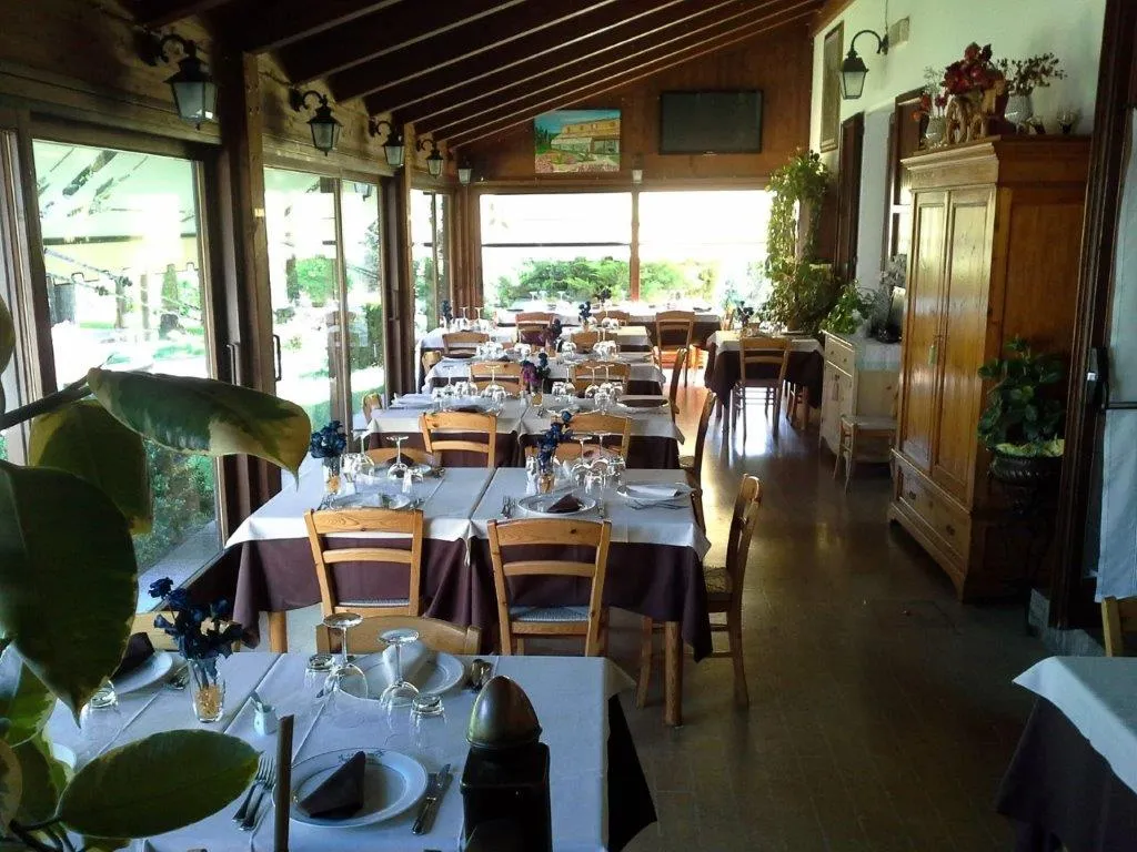 sala-ristorante-la-grotta